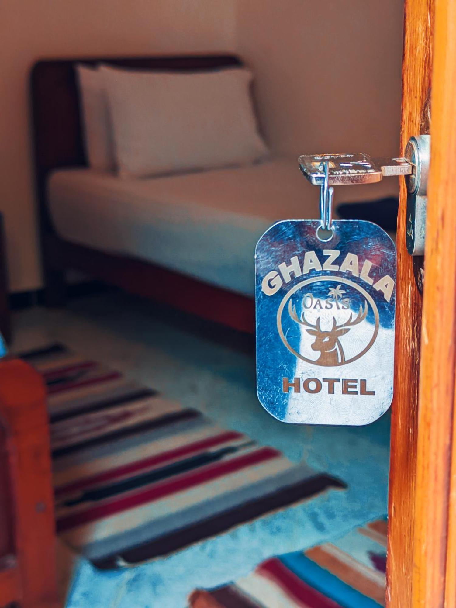 فندق Ghazala Oasis دهب المظهر الخارجي الصورة