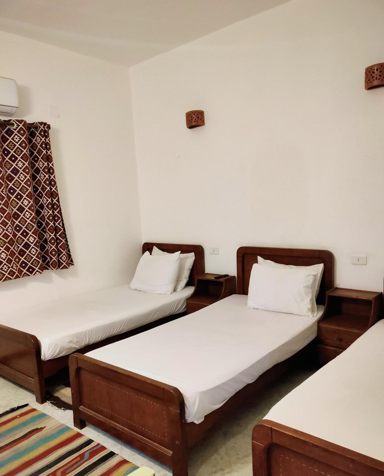 فندق Ghazala Oasis دهب المظهر الخارجي الصورة