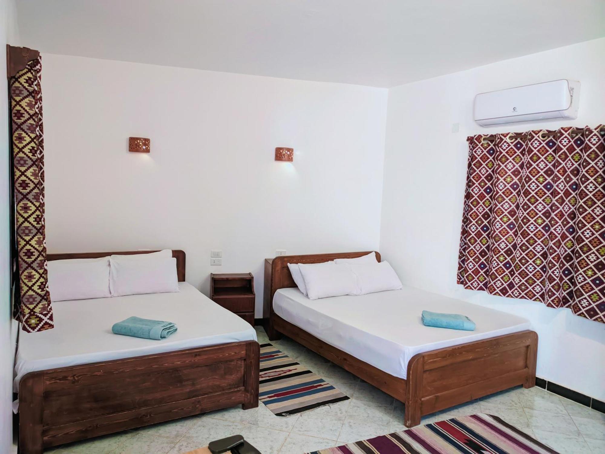 فندق Ghazala Oasis دهب المظهر الخارجي الصورة