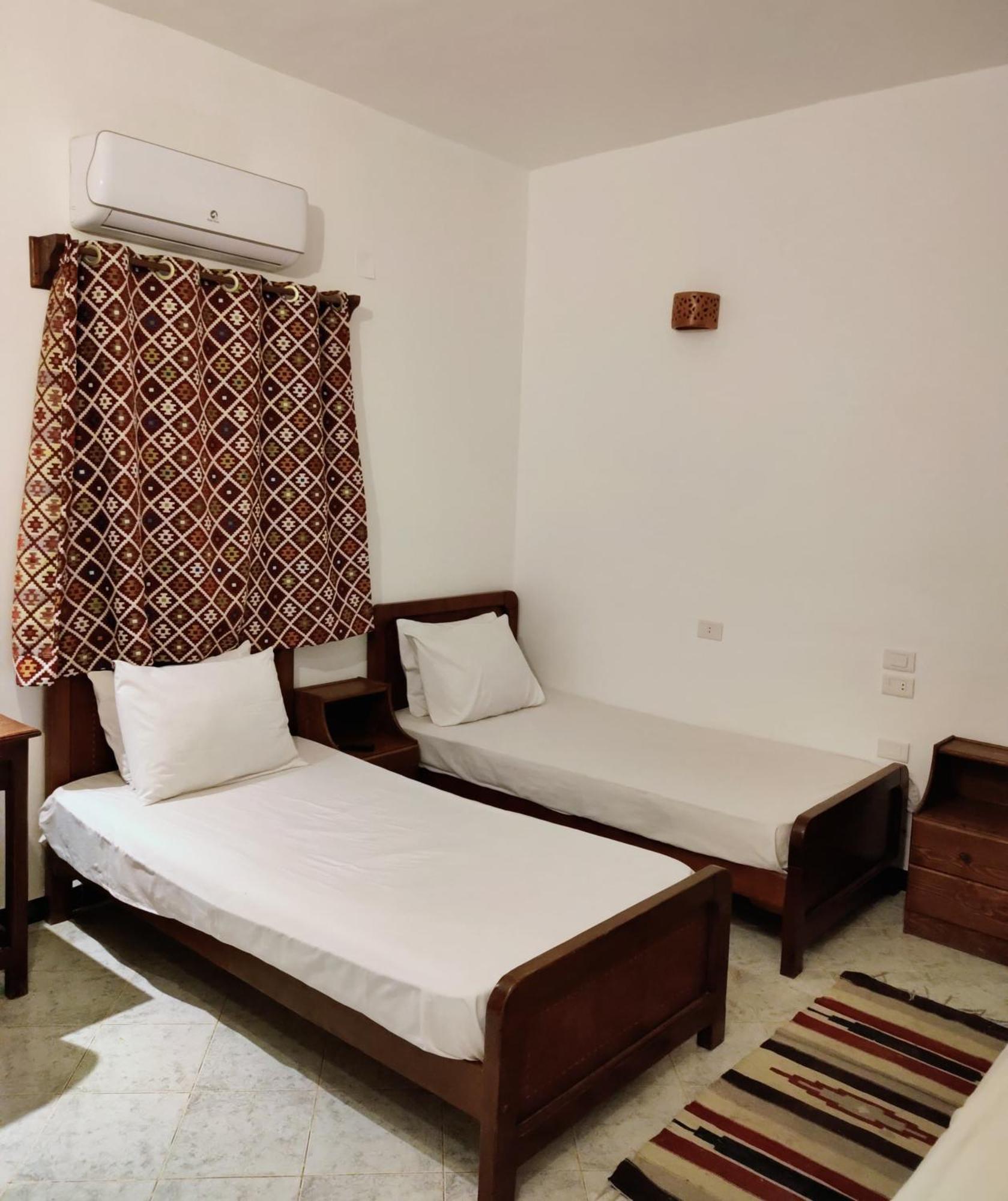 فندق Ghazala Oasis دهب المظهر الخارجي الصورة